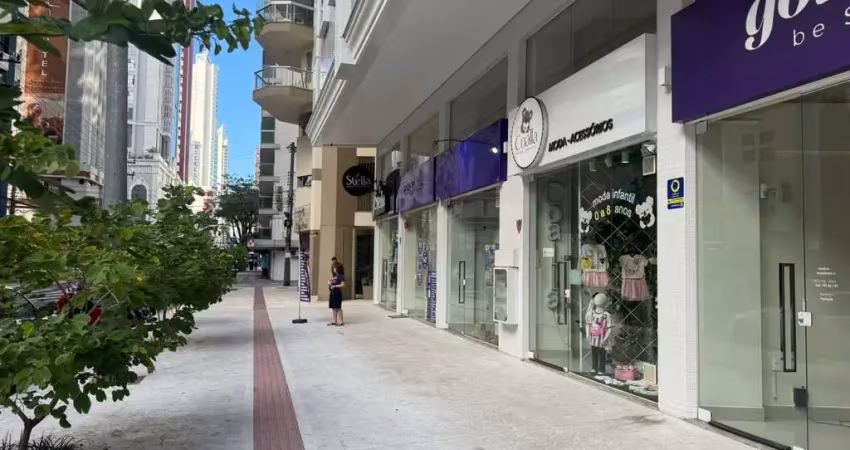 Sala comercial na avenida brasil - balneário camboriú