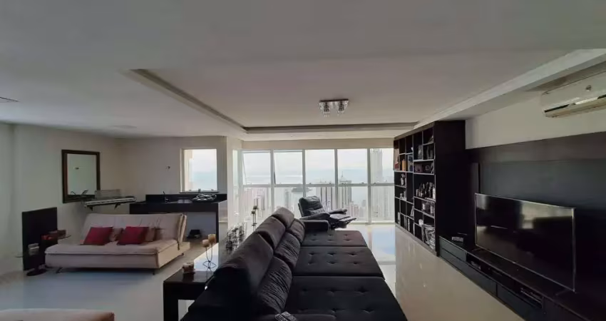 EDGAR WEGNER - COBERTURA PLANA COM VISTA 360º DE BALNEÁRIO CAMBORIÚ
