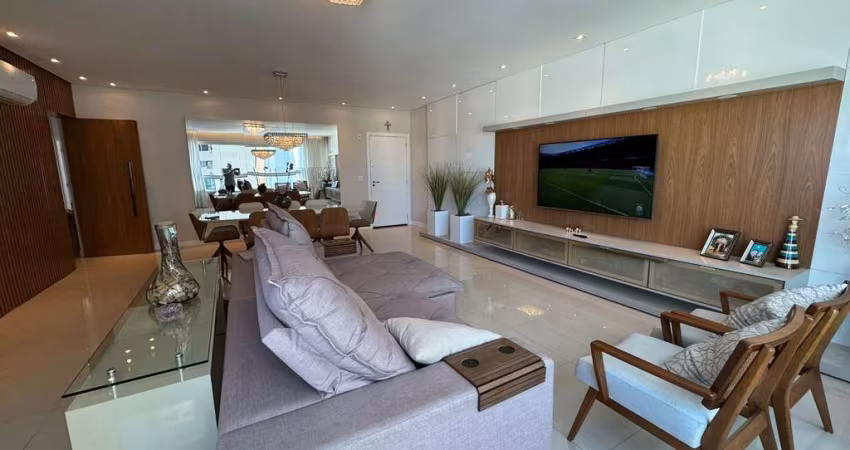 APARTAMENTO MOBILIADO COM 03 SUÍTES EM BALNEÁRIO CAMBORIÚ