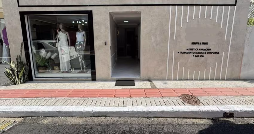 CLÍNICA ESTÉTICA À VENDA EM BALNEÁRIO CAMBORIÚ E  LOJA DE ROUPAS