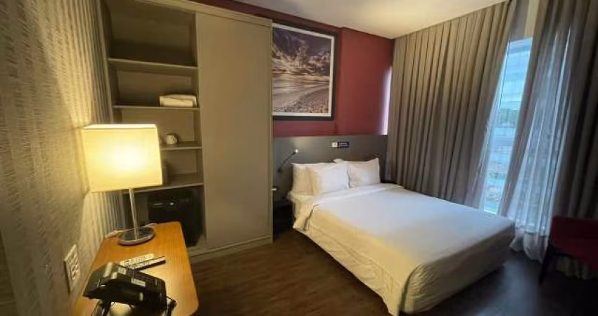 Hotel Hilton Garden In - Suíte Mobiliada - Vaga de garagem - Praia Brava - Itajaí