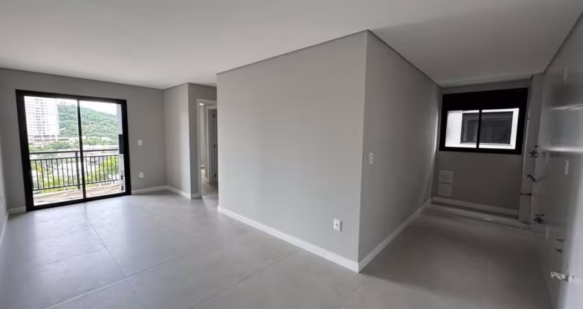 PORTAL DA BRAVA - APARTAMENTO COM 02 DORMITÓRIOS NA PRAIA BRAVA - ITAJAÍ