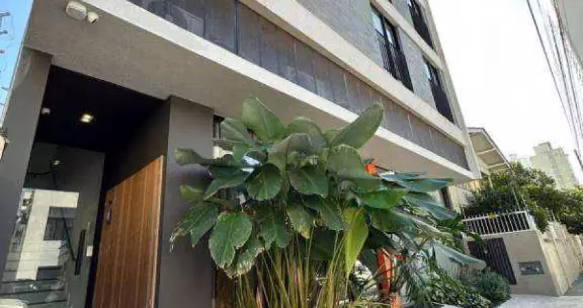 Loft com 1 dormitório para alugar, 33 m² por R$ 2.650,01/mês - Centro - Balneário Camboriú/SC