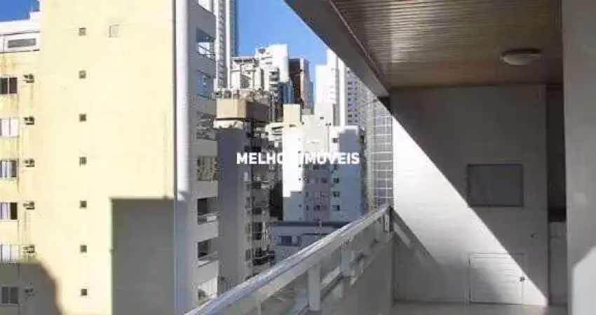 Apartamento para locação anual com 2 dormitórios e 1 vaga privativa no centro de balneário camború