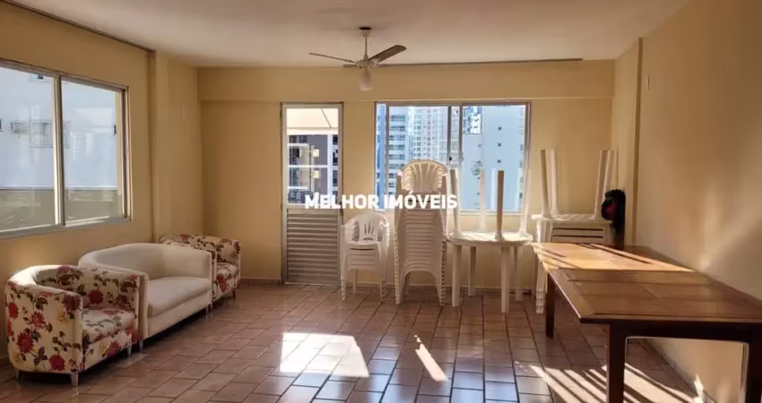 Ana jaqueline - apartamento à venda com 02 dormitórios sendo 01 suíte localizado no centro de balneário camboriú - sc