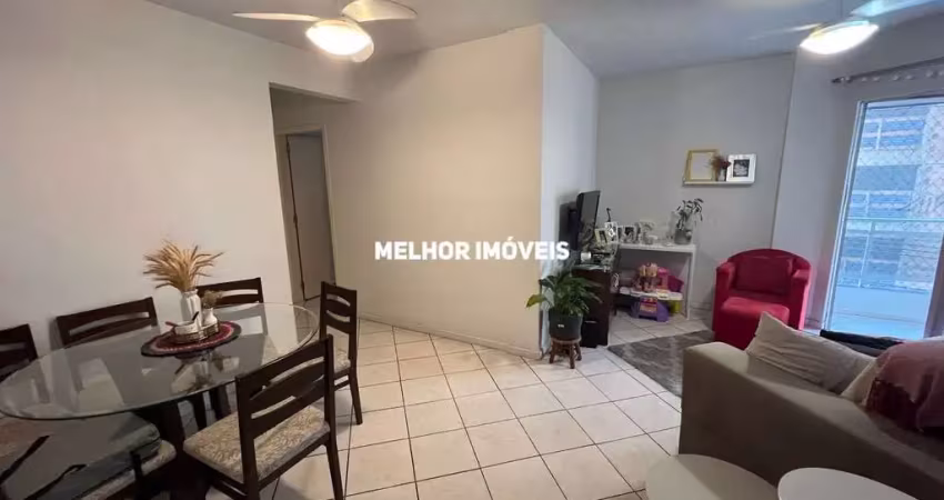 Locação Anual apartamento com 2 dormitórios no centro de Balneário Camboriú.