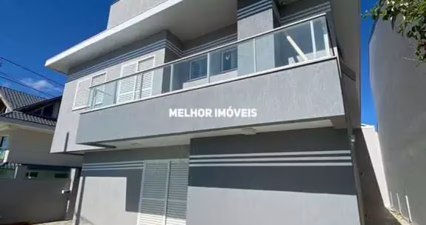 Casa em frente mar a venda em meia praia, navegantes/sc.