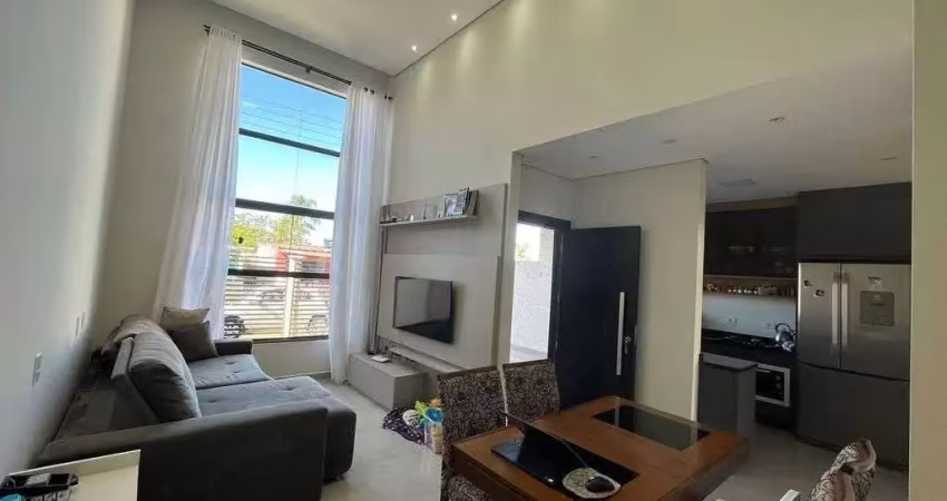Casa com 3 quartos e 1 suíte, com piscina, na barra do sai - itapoá