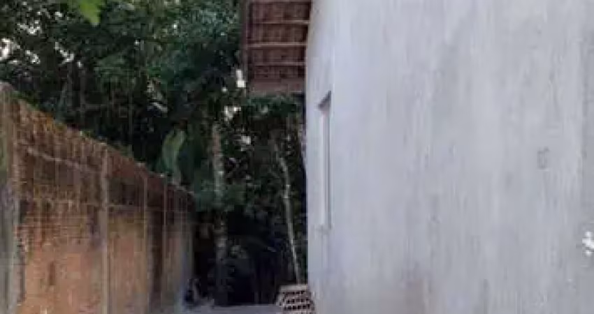Sobrado com 3 dormitórios sendo 1suite balneário brasília em itapoá/sc.