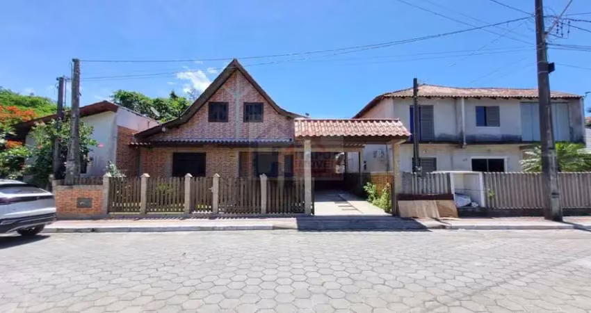 Casa a venda em Itapoá - Itapema do Norte
