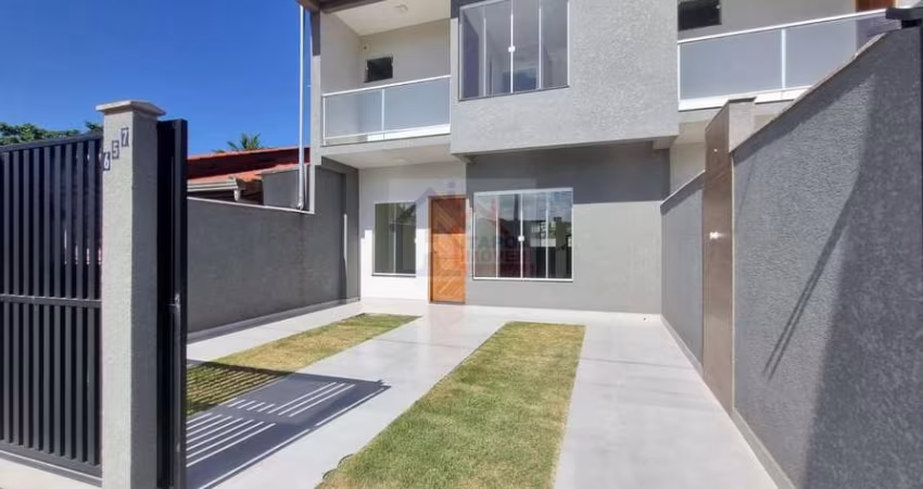 Sobrado Triplex em Itapoá - Sc -