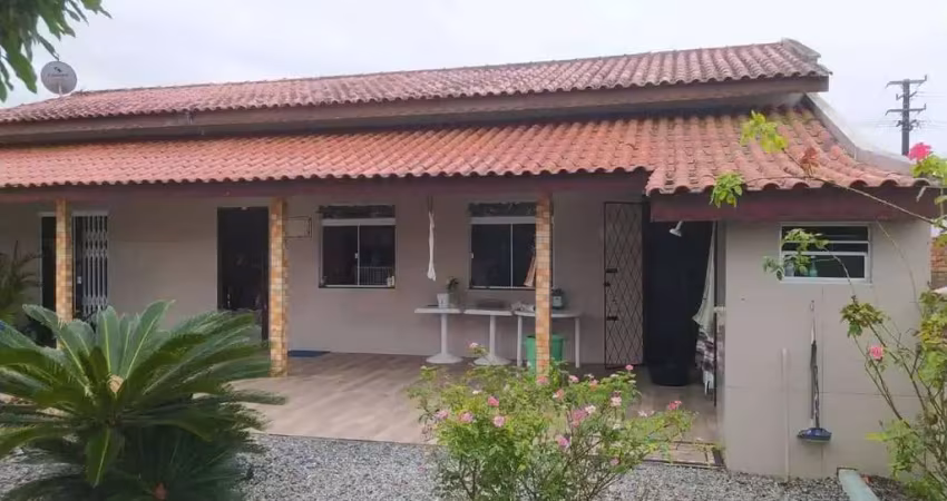 Casa com 5 quartos, no balneário paese, a 800 metros do mar.