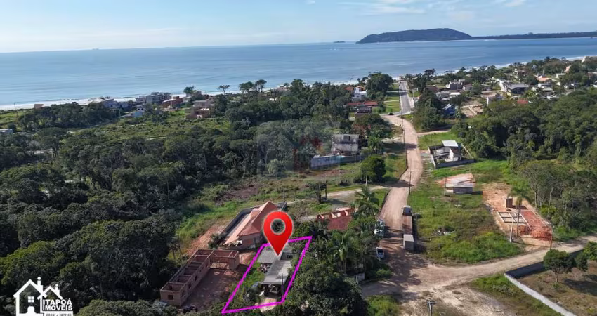 Casa com dois quartos, no Balneário Rosa dos Ventos - 500m da praia