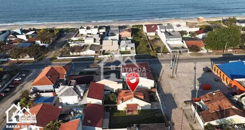 Casa com ático e sobrado nos fundos a venda em itapoá - terreno de 720 m².