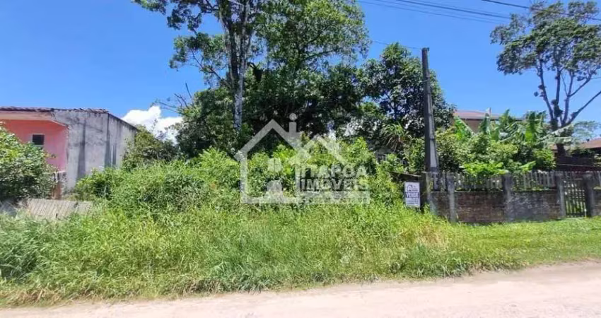 Terreno a 900 metros do mar com 1,50 metros acima no nível da rua
