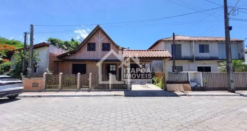 Casa com 3 quartos à venda no Itapema do Norte, Itapoá 