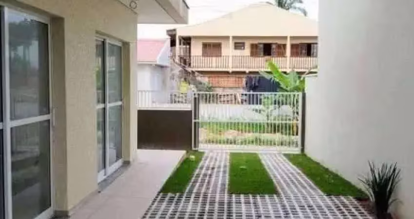 Sobrado apenas 350 metros do mar - balneário cambijú em tapoá - 101m², 2 vagas de garagens.