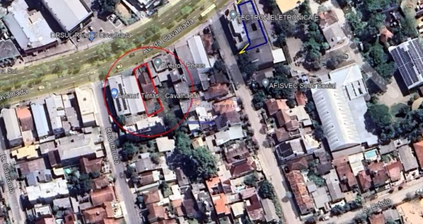 Terreno com Casa Antiga Comercial à Venda em Porto Alegre-RS, Bairro Cavalhada  2 Quartos, 1 Sala, 2 Banheiros, 3 Vagas, 100m²