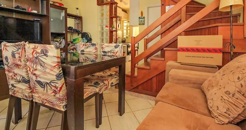 Imperdível oportunidade: Casa em condomínio à venda em Porto Alegre-RS, bairro Cavalhada - 3 quartos, 2 suítes, 4 banheiros, 2 vagas, 80m².