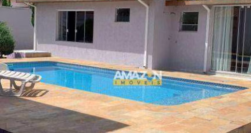 Casa com 2 dormitórios à venda, 265 m² por R$ 996.000,00 - Parque Senhor do Bonfim - Taubaté/SP