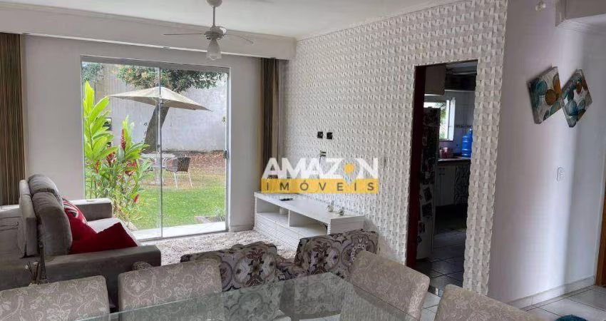 Sobrado com 3 dormitórios à venda, 280 m² por R$ 800.000,00 - Residencial São Charbel - Taubaté/SP