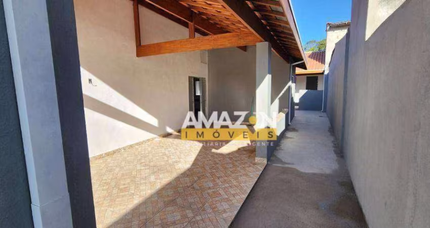 Casa com 3 dormitórios para alugar, 150 m² por R$ 3.208,87/mês - Vila Jaboticabeira - Taubaté/SP