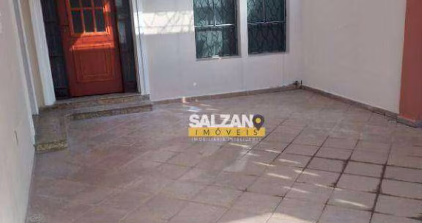 Sobrado com 6 dormitórios, 310 m² - venda por R$ 800.000,00 ou aluguel por R$ 5.000,00/mês - Centro - Taubaté/SP