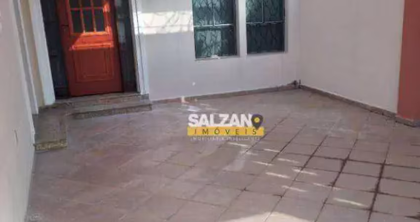 Sobrado com 6 dormitórios, 310 m² - venda por R$ 800.000,00 ou aluguel por R$ 5.000,00/mês - Centro - Taubaté/SP