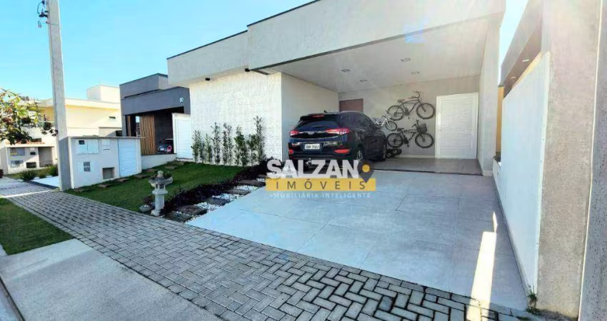 Casa com 3 dormitórios à venda, 150 m² por R$ 1.465.000,00 - Condomínio Ouro Ville - Taubaté/SP