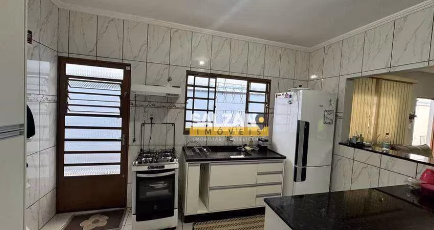 Casa com 2 dormitórios à venda, 120 m² por R$ 340.000 - Barreiro - Taubaté/SP