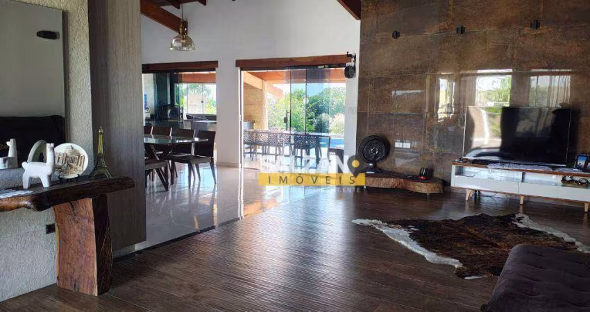 Casa com 4 dormitórios à venda, 515 m² por R$ 2.070.000,00 - Chácara São Félix - Taubaté/SP