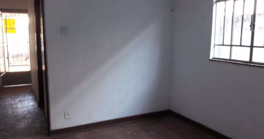 Casa com 2 dormitórios à venda, 100 m² por R$ 225.000,00 - Jardim das Nações - Taubaté/SP