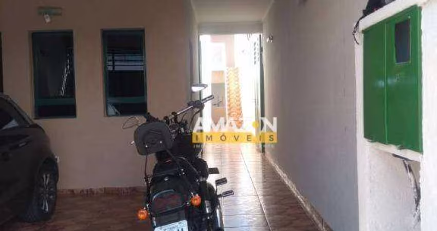 Sobrado com 3 dormitórios à venda, 220 m² por R$ 380.000,00 - Parque Aeroporto - Taubaté/SP
