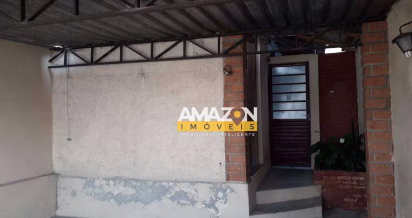 Casa com 2 dormitórios à venda, 100 m² por R$ 235.000,00 - Vila São Geraldo - Taubaté/SP