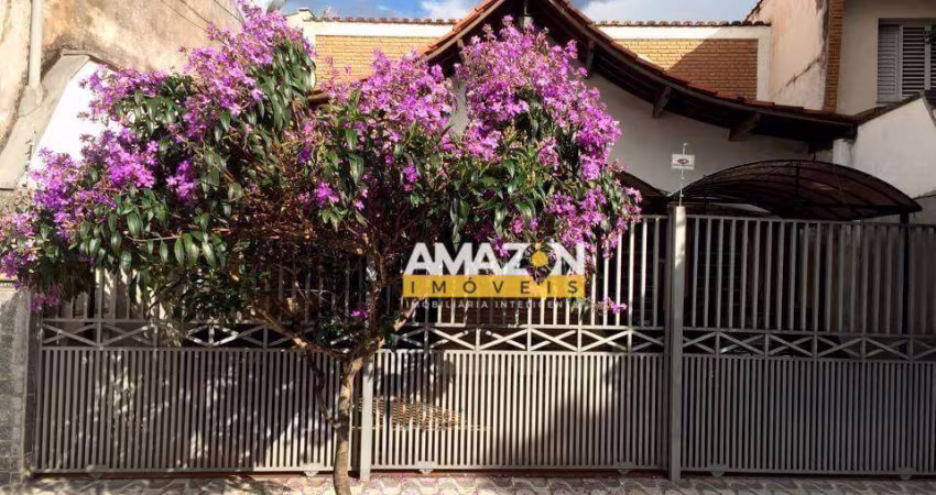 Casa com 6 dormitórios, 400 m² - venda por R$ 1.200.000,00 ou aluguel por R$ 8.000,00/mês - Centro - Taubaté/SP