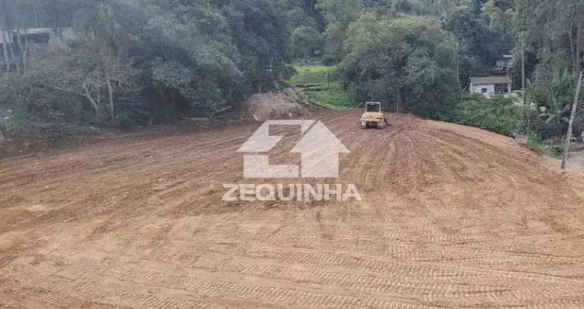 Terreno à venda no Três Montanhas, Osasco 