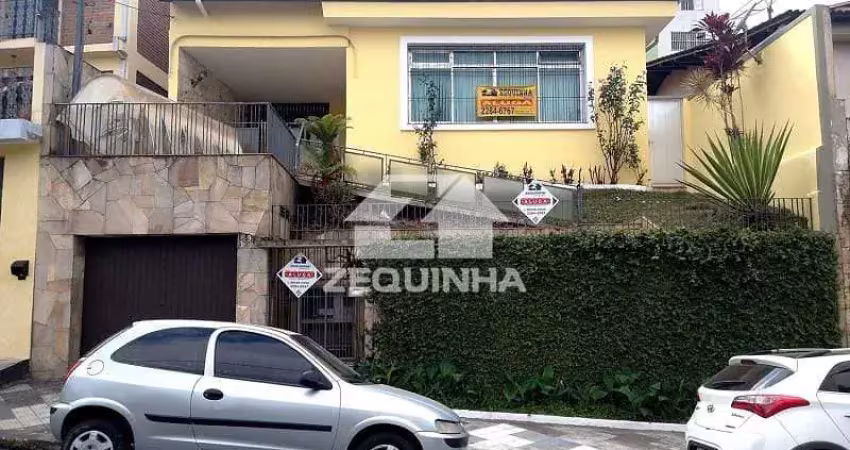 Casa com 3 quartos para alugar na Vila Campesina, Osasco 