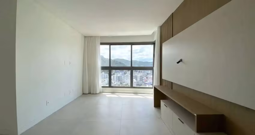 Apartamento semi mobiliado à venda no ed. home square no centro de balneário camboriú