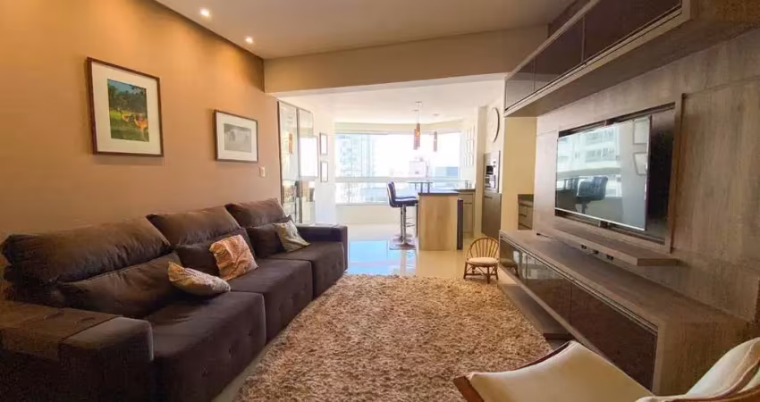 Apartamento quadra mar à venda no edifício grand royale em balneário camboriú