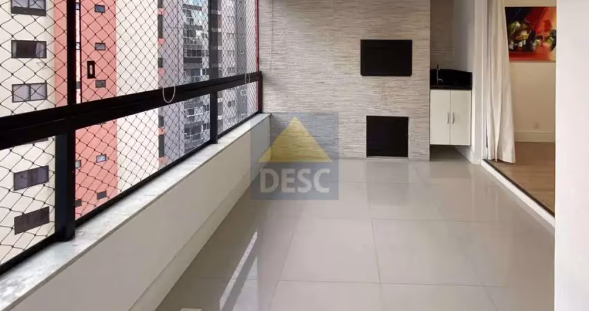 Apartamento quadra mar com 3 dormitórios para locação anual no Ed. Morro dos Ventos no Centro sul de Balneário Camboriú