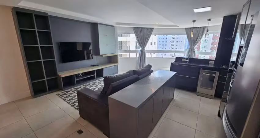 Apartamento mobiliado a venda no ed. porto luna em balneário camboriú