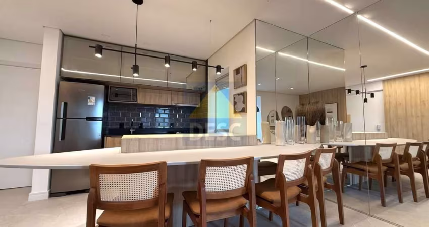 Apartamento à venda com 2 dormitórios no Ed Bora Bora na Praia Brava em Itajaí