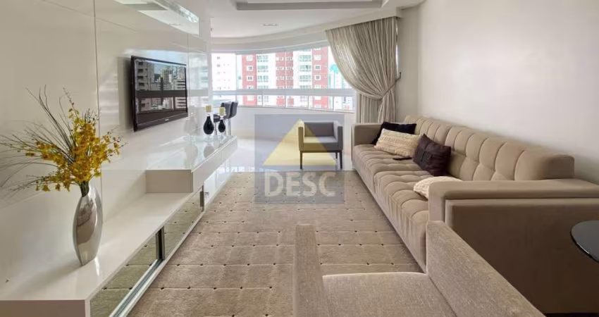 Apartamento para locação anual com 3 quartos no Ed. Porto Luna em Balneário Camboriú