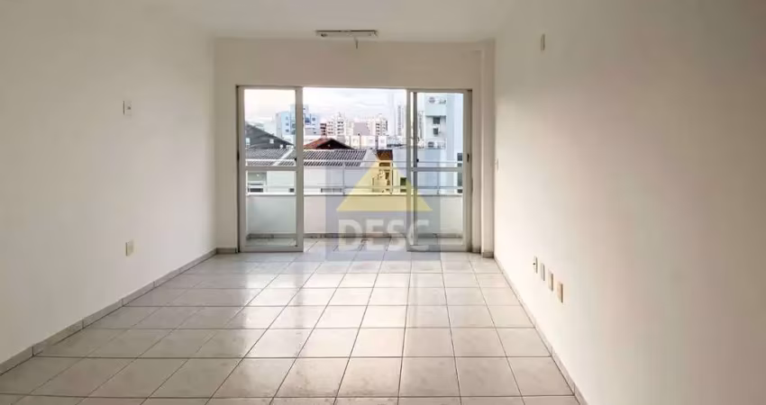 Sala comercial para locação anual com 98m² na rua dinamarca em balneário camboriú