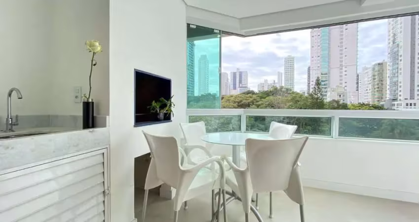 Apartamento semi mobiliado com dois dormitórios à venda no ed. cidade do cairo em balneário camboriú