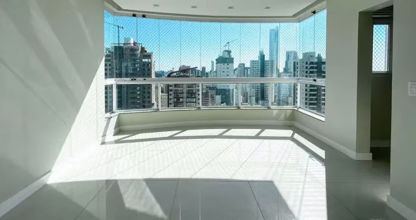 Apartamento com 4 dormitórios para locação no ed. torre esmeralda em balneário camboriú
