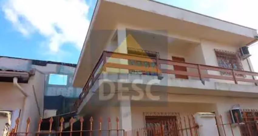 Casa sem mobilia parte superior para locação anual - rua 2.700