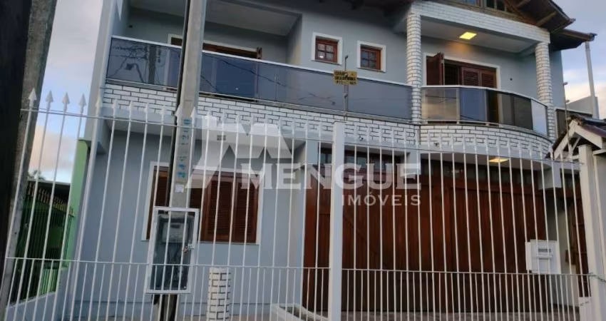 Casa com 3 quartos à venda na Rua Oscar Ferreira, 250, Rubem Berta, Porto Alegre