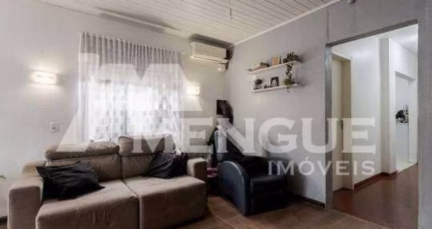 Casa com 6 quartos à venda na Rua Antônio Joaquim Mesquita, 60, Passo da Areia, Porto Alegre
