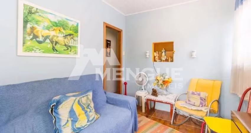 Casa com 3 quartos à venda na Rua Marechal Simeão, 42, Passo da Areia, Porto Alegre